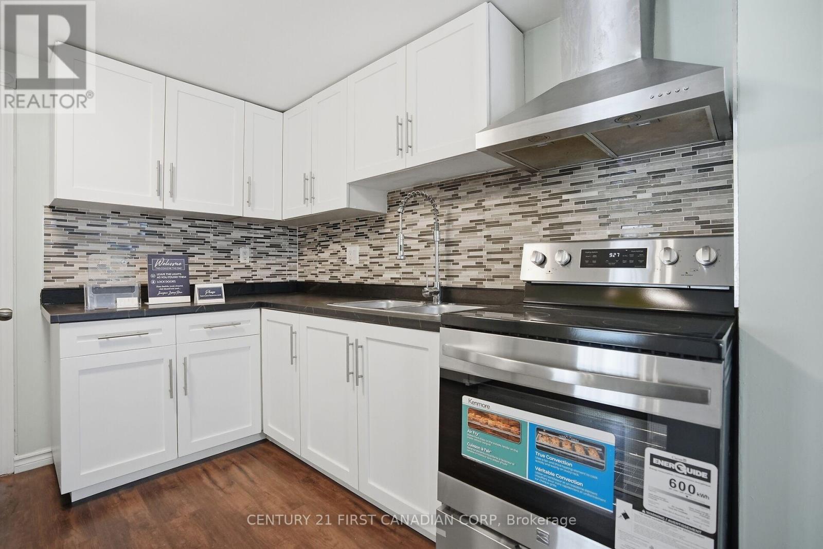 228 South Street, London East, Ontario  N6B 1B4 - Photo 23 - X12879638