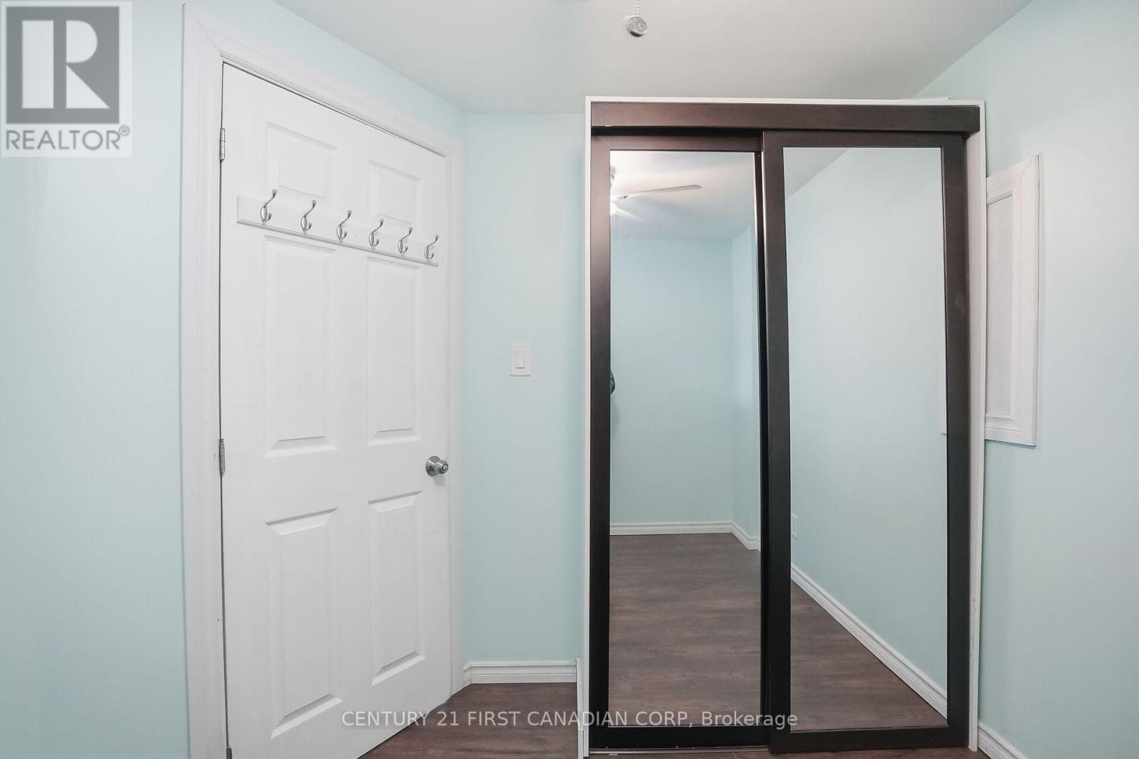 228 South Street, London East, Ontario  N6B 1B4 - Photo 33 - X12879638