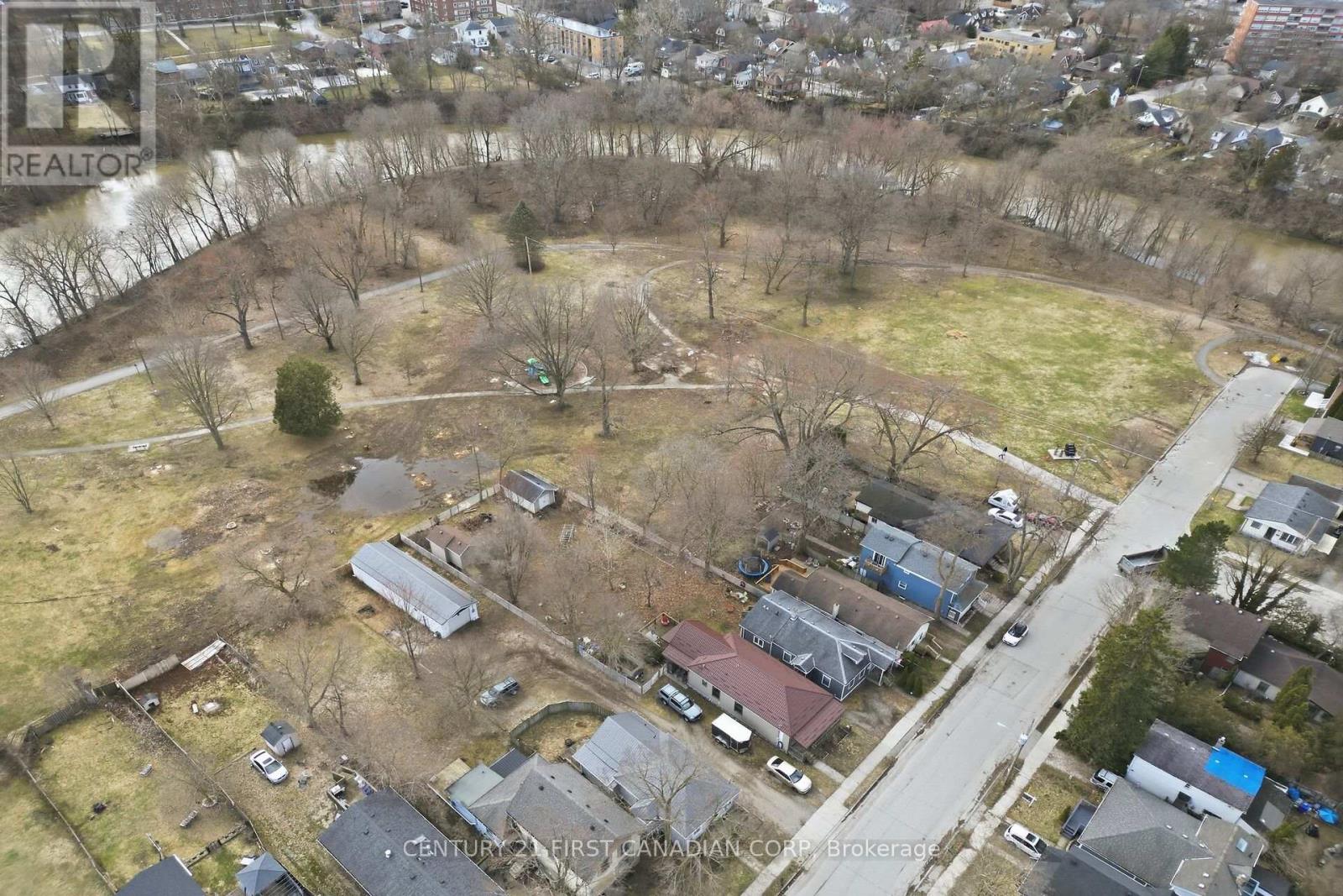 228 South Street, London East, Ontario  N6B 1B4 - Photo 45 - X12879638