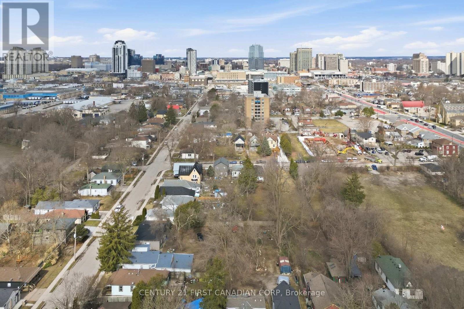 228 South Street, London East, Ontario  N6B 1B4 - Photo 47 - X12879638