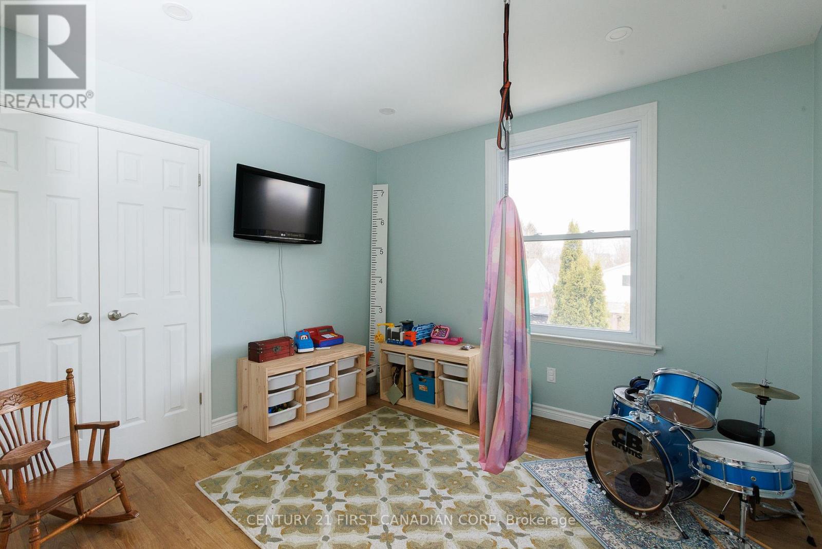 737 Village Green Avenue, London South, Ontario  N6K 1H3 - Photo 24 - X12879718