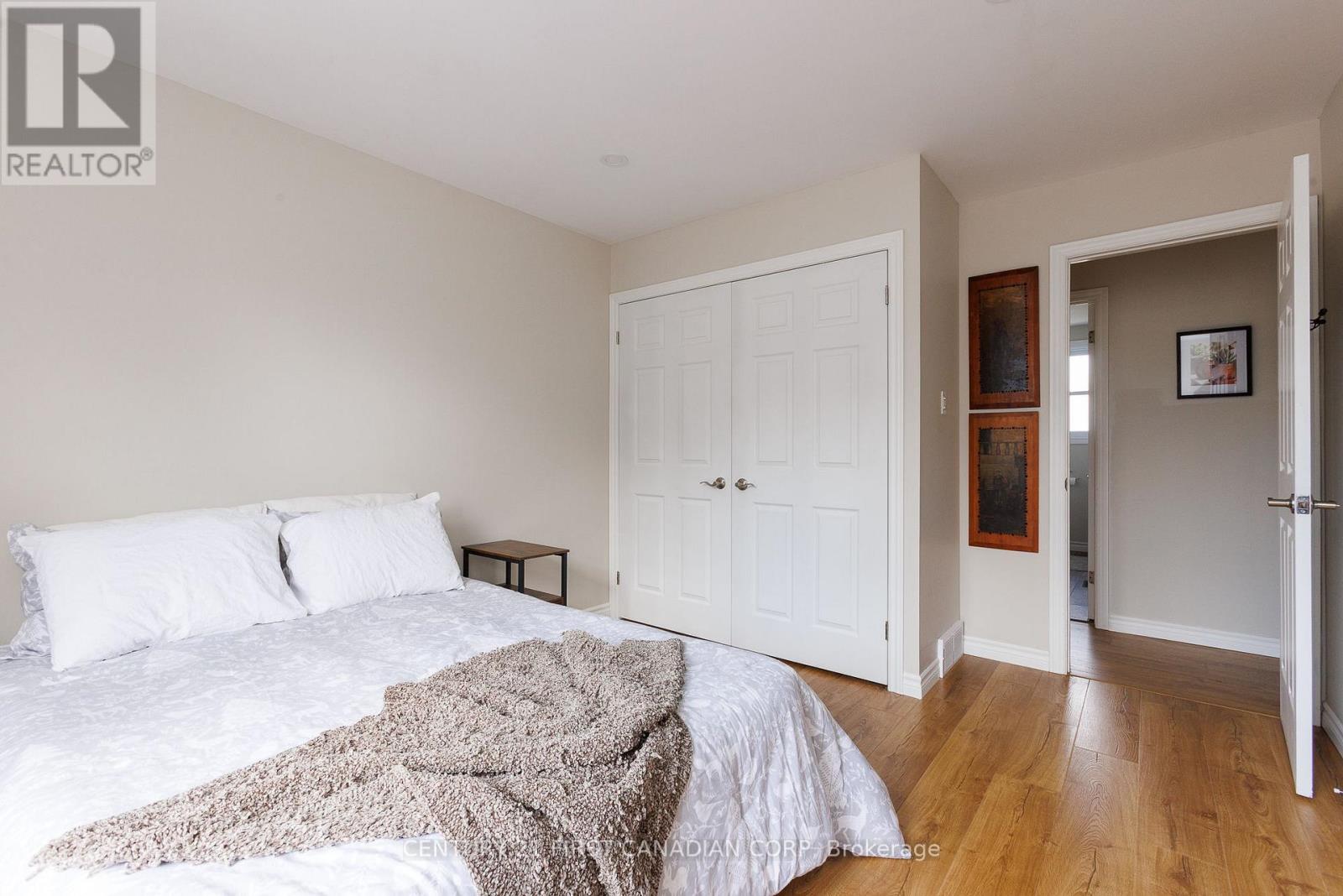 737 Village Green Avenue, London South, Ontario  N6K 1H3 - Photo 26 - X12879718