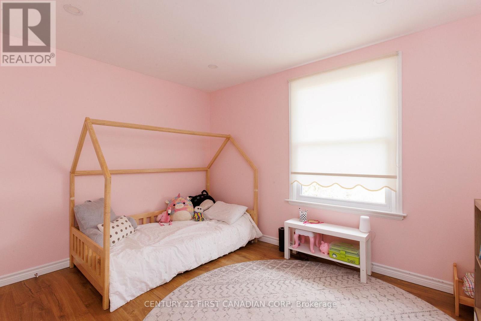 737 Village Green Avenue, London South, Ontario  N6K 1H3 - Photo 28 - X12879718