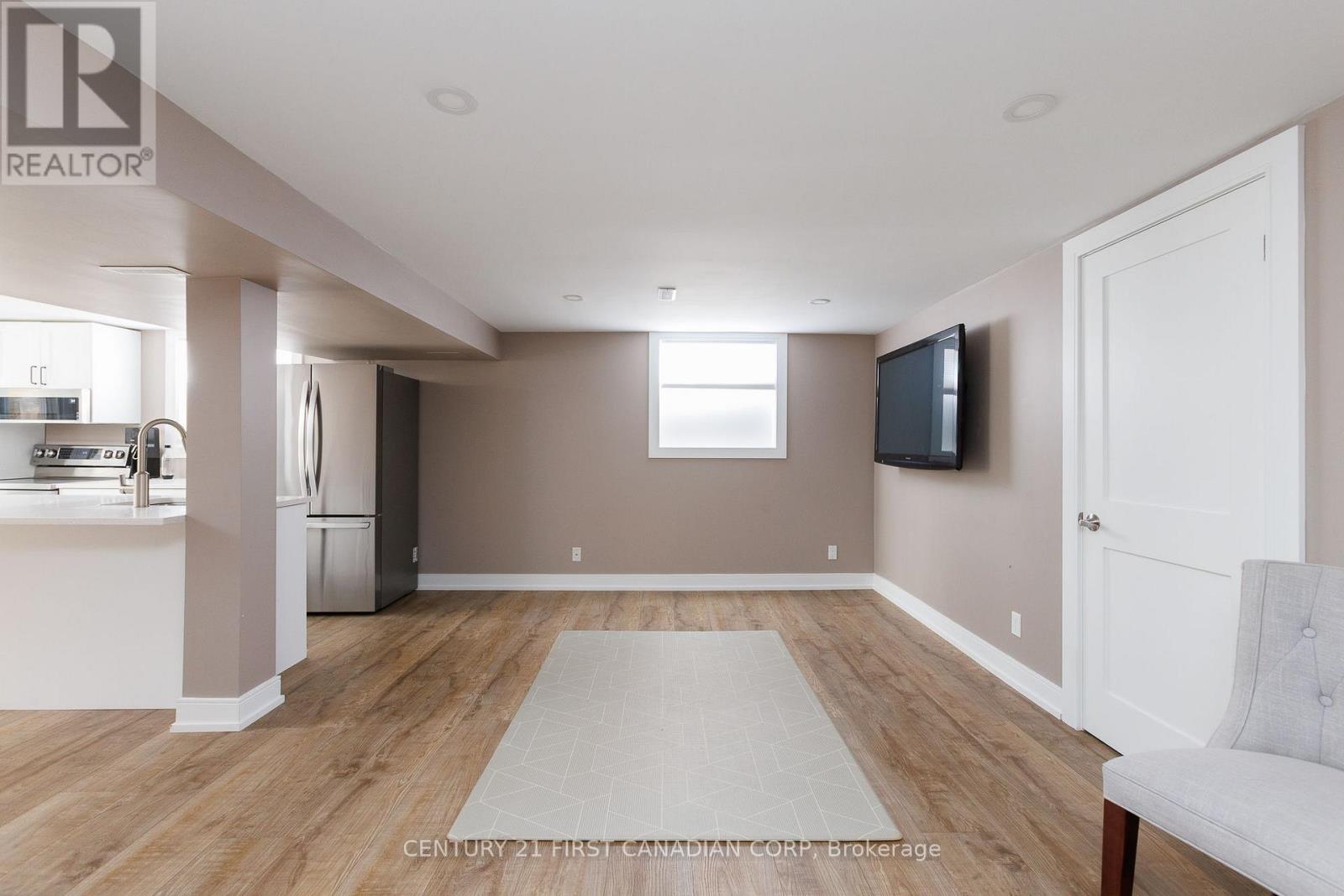 737 Village Green Avenue, London South, Ontario  N6K 1H3 - Photo 31 - X12879718