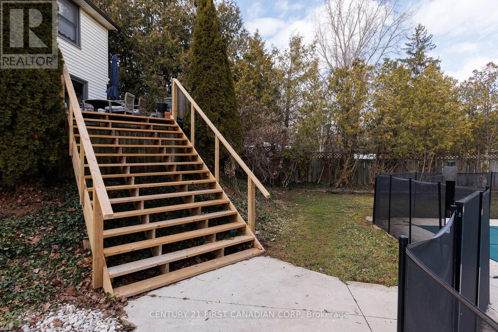 737 Village Green Avenue, London South, Ontario  N6K 1H3 - Photo 43 - X12879718