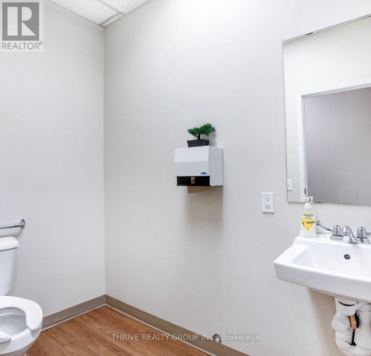 396 Clarence Street, London East, Ontario  N6A 3M6 - Photo 7 - X12879778