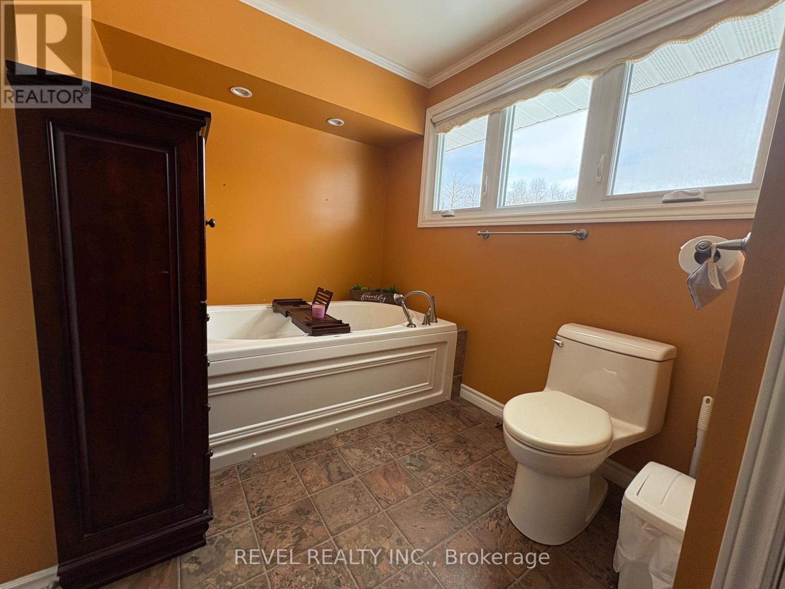 701 Highway 652 Highway, Cochrane, Ontario  P0L 1C0 - Photo 21 - T12879526