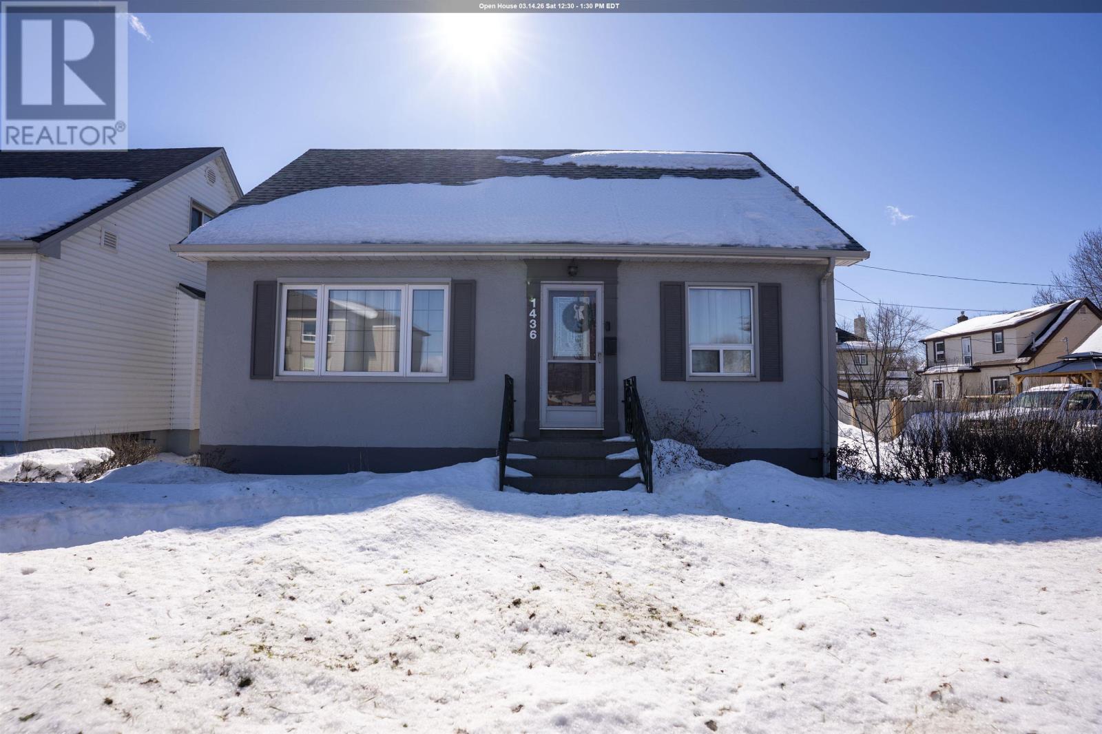 1436 Arthur ST E, Thunder Bay, Ontario
