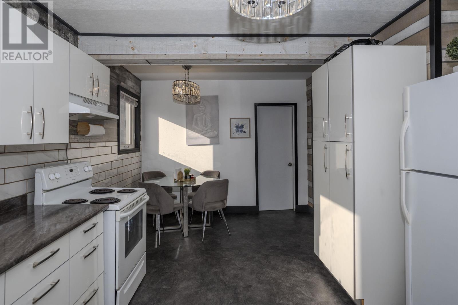 1436 Arthur St E, Thunder Bay, Ontario  P7E 5N4 - Photo 6 - TB2600394