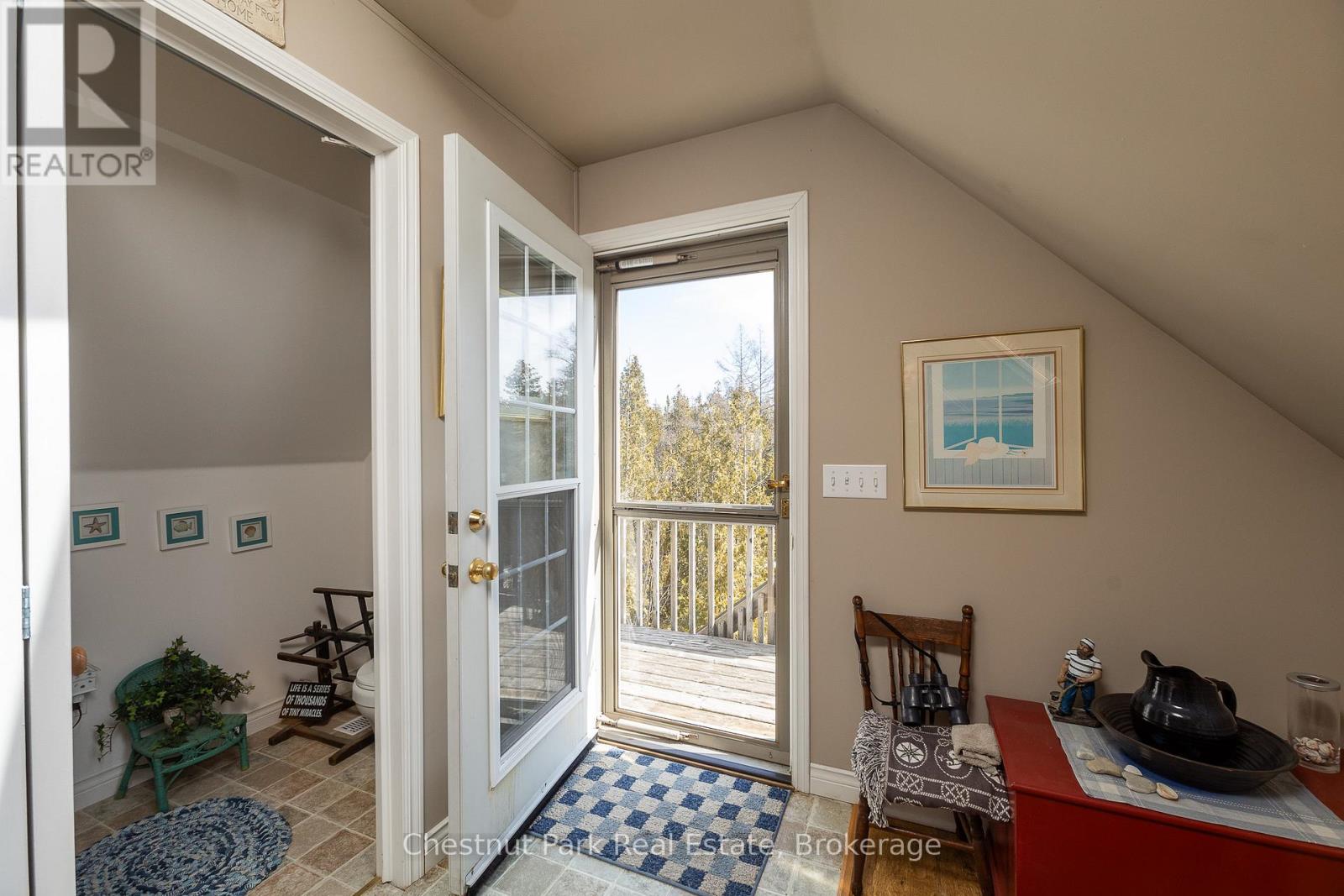 39 Hatt Street, Northern Bruce Peninsula, Ontario  N0H 2R0 - Photo 36 - X12874612