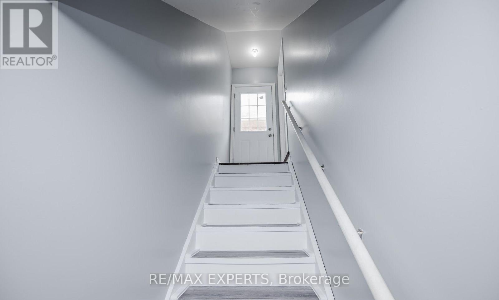 27 Mooney Trail, New Tecumseth (Alliston), Ontario  L9R 0J4 - Photo 3 - N12879482