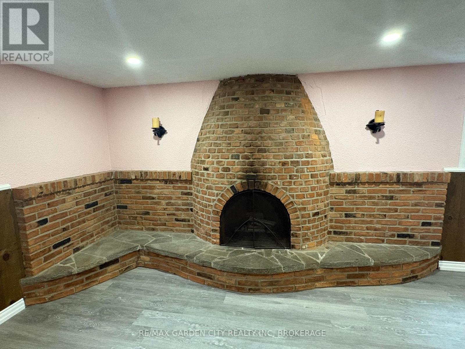 30 Deborah Court, St. Catharines, Ontario  L2P 3R6 - Photo 24 - X12879772