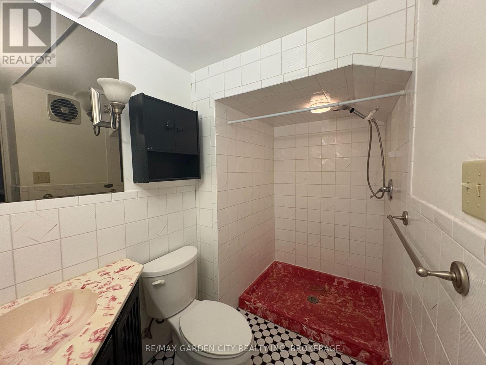 30 Deborah Court, St. Catharines, Ontario  L2P 3R6 - Photo 26 - X12879772