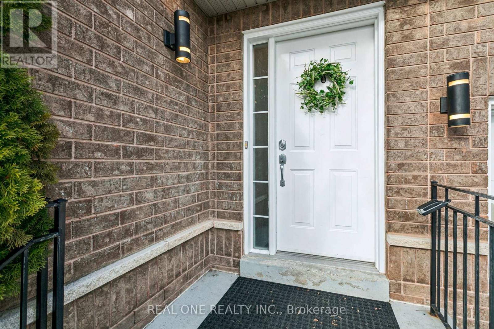 2262 Pell Crescent, Oakville, Ontario  L6M 3T6 - Photo 4 - W12876568