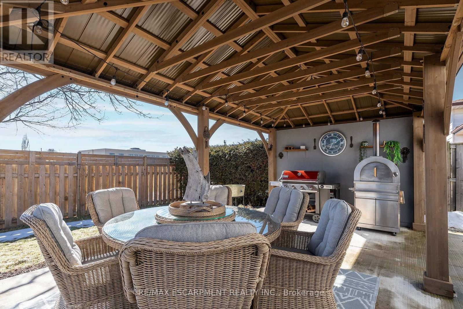 118 Westwood Crescent, Welland (Prince Charles), Ontario  L3C 4R3 - Photo 30 - X12851178