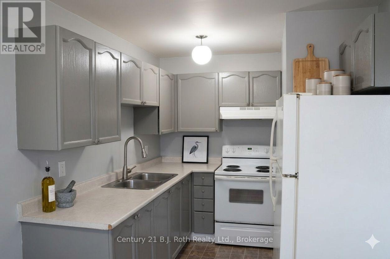 2 - 219 Oxford Street, Orillia, Ontario  L3V 1H6 - Photo 4 - S12879726