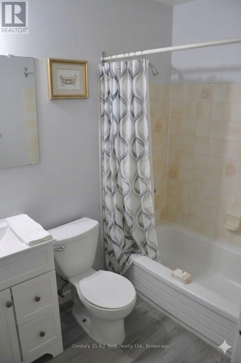 2 - 219 Oxford Street, Orillia, Ontario  L3V 1H6 - Photo 8 - S12879726