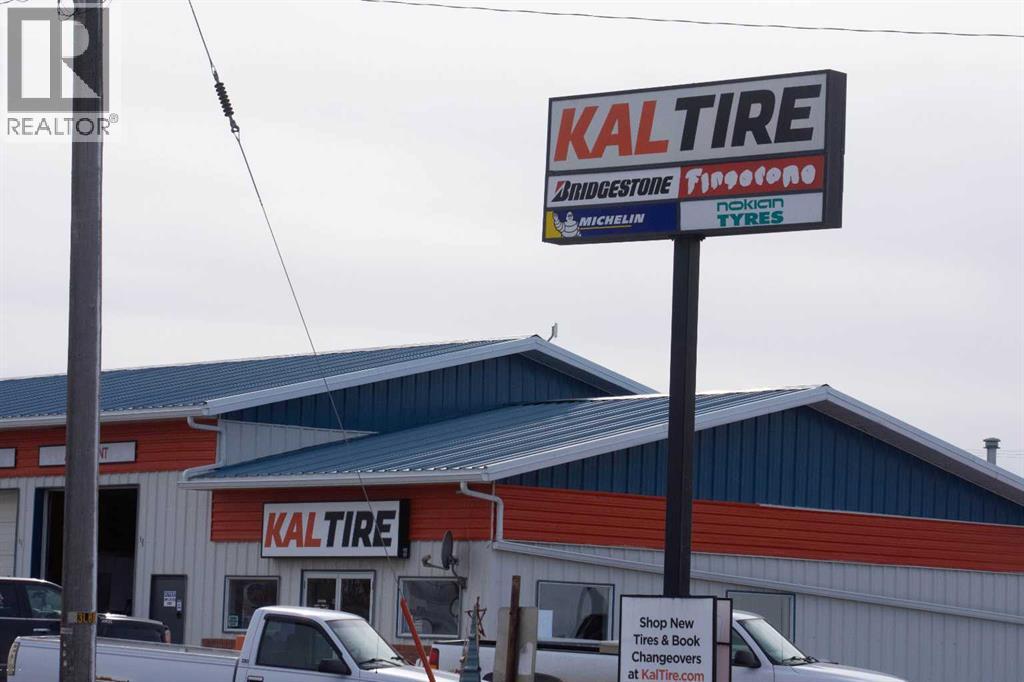 318 4 Avenue Se, Three Hills, Alberta  T0M 2A0 - Photo 47 - A2292467