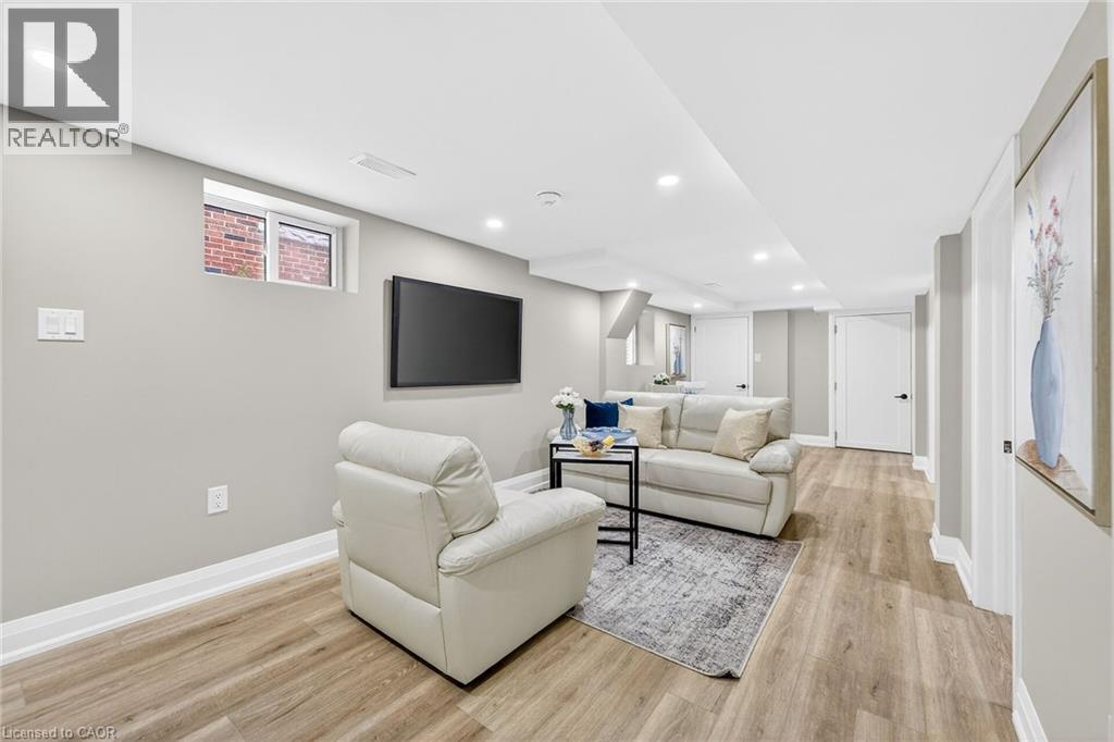 150 Brucedale Avenue E, Hamilton, Ontario  L9A 1N6 - Photo 28 - 40812026