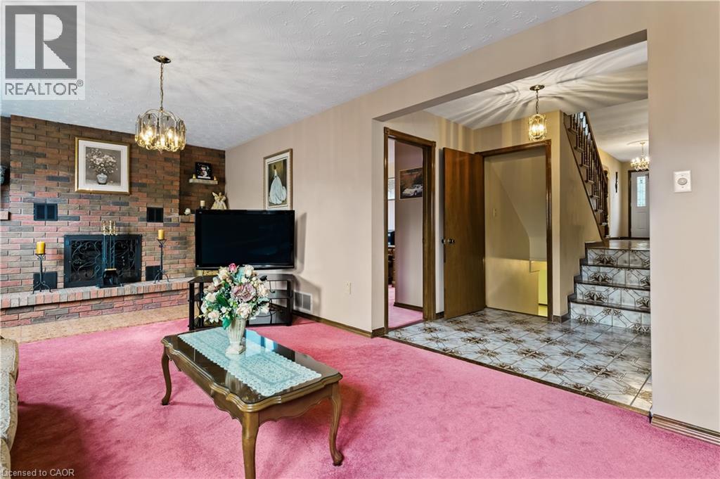 14 Valrose Drive, Hamilton, Ontario  L8E 3T4 - Photo 15 - 40812011