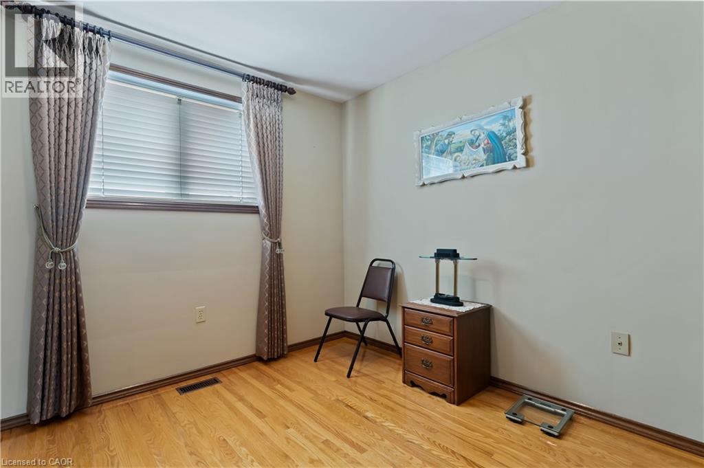 14 Valrose Drive, Hamilton, Ontario  L8E 3T4 - Photo 25 - 40812011