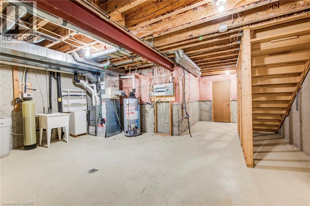 36 Norman Street, Waterloo, Ontario  N2L 6L5 - Photo 34 - 40811284