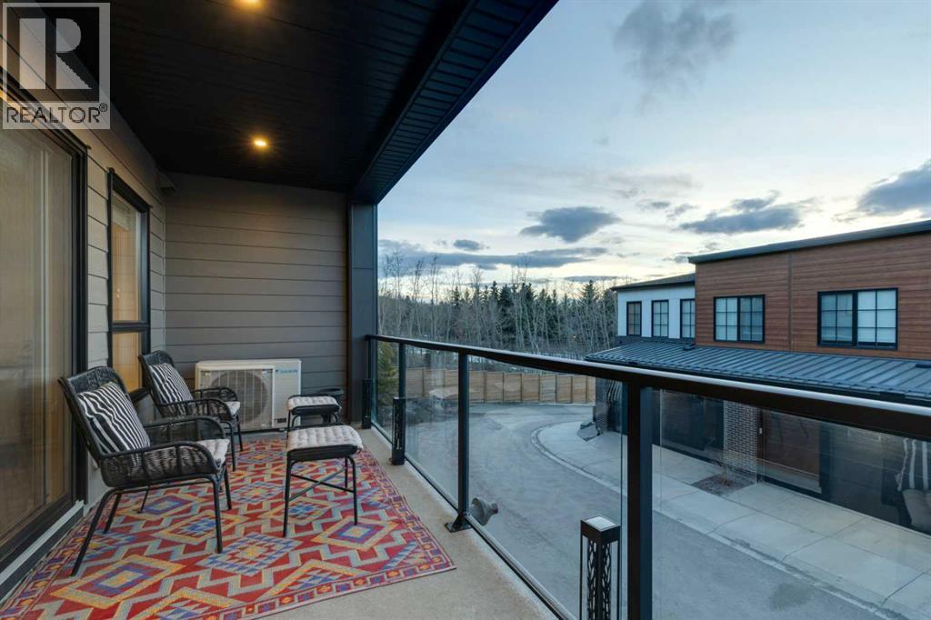 2327 77 Street Sw, Calgary, Alberta  T3H 6E1 - Photo 19 - A2284987