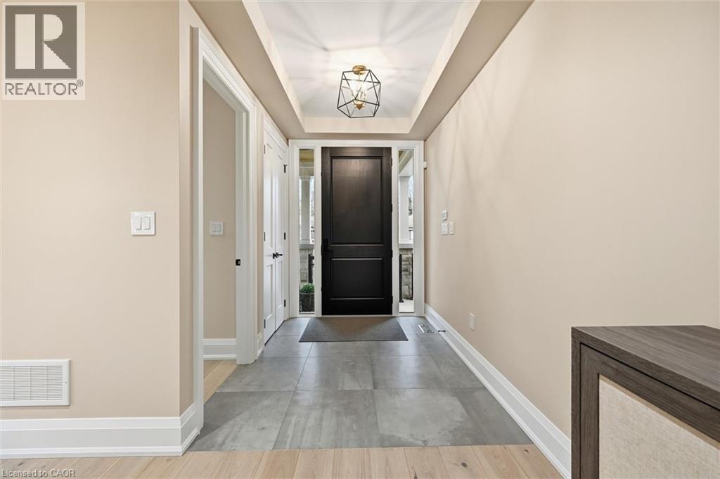 2229 Tallman Avenue, Burlington, Ontario  L7R 1R2 - Photo 5 - 40799041