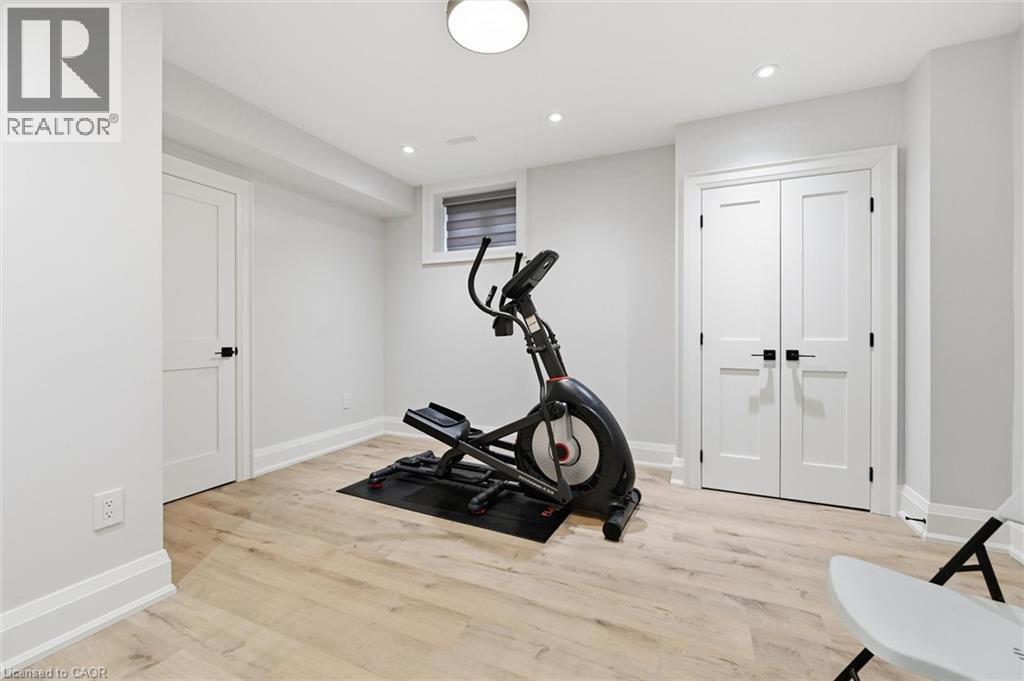 2229 Tallman Avenue, Burlington, Ontario  L7R 1R2 - Photo 43 - 40799041