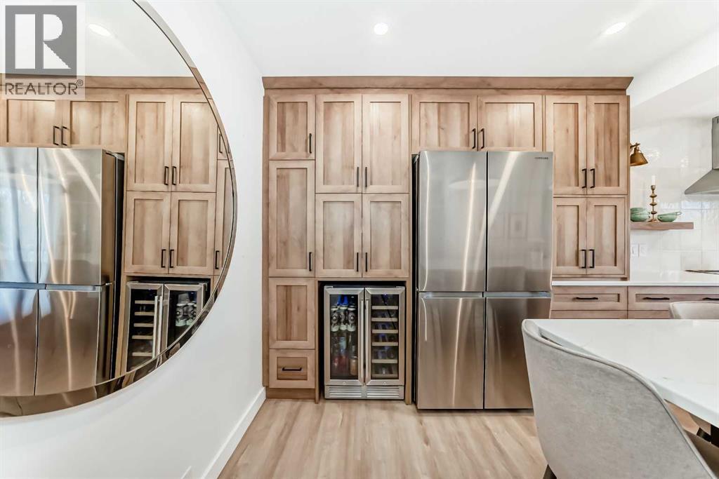 42 Point Drive Nw, Calgary, Alberta  T3B 5B3 - Photo 8 - A2293039