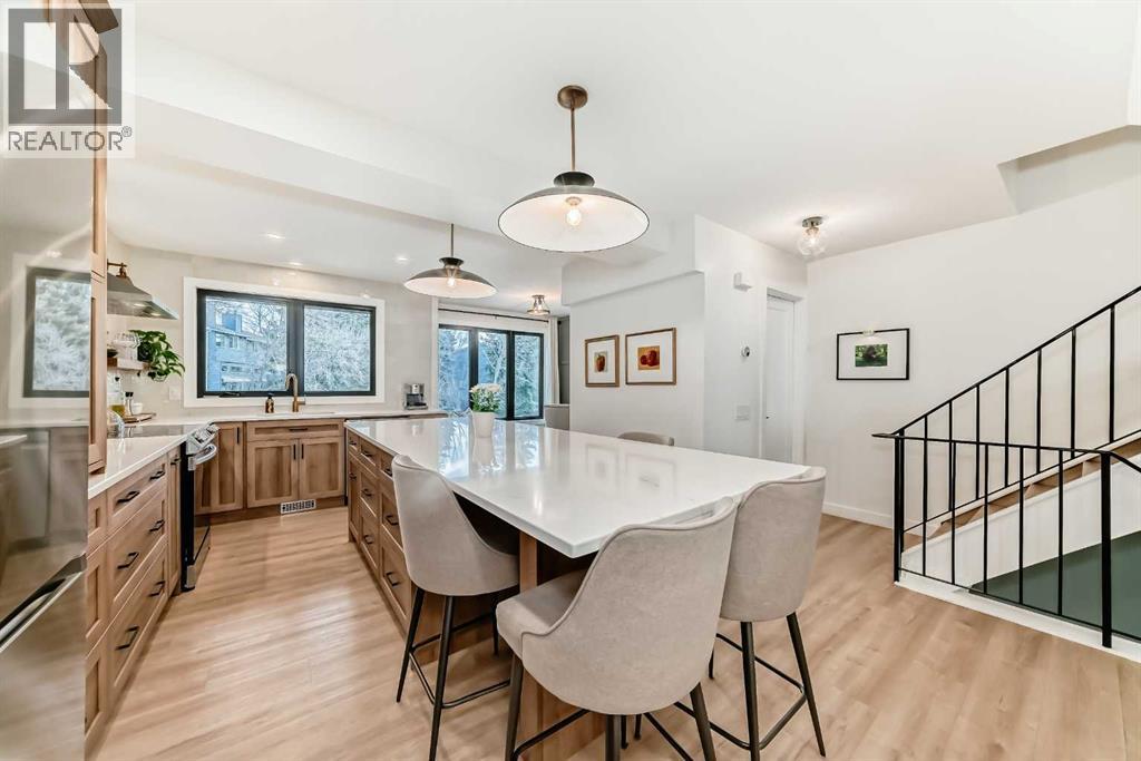 42 Point Drive Nw, Calgary, Alberta  T3B 5B3 - Photo 16 - A2293039