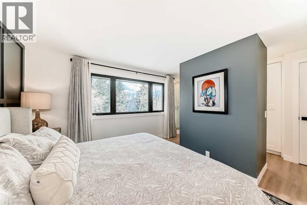 42 Point Drive Nw, Calgary, Alberta  T3B 5B3 - Photo 25 - A2293039