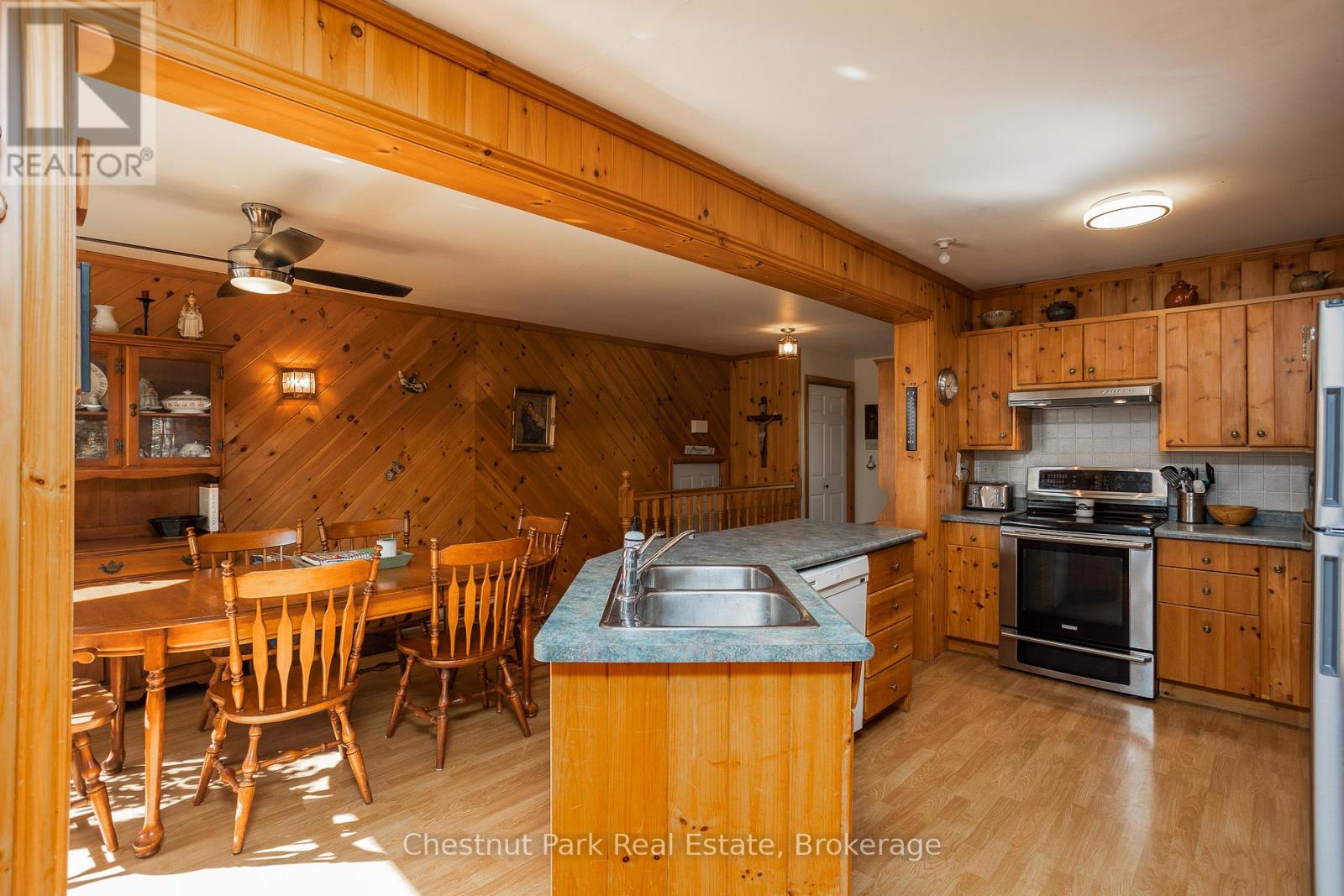 305 Barney's Boulevard, Northern Bruce Peninsula, Ontario  N0H 1Z0 - Photo 8 - X12879580