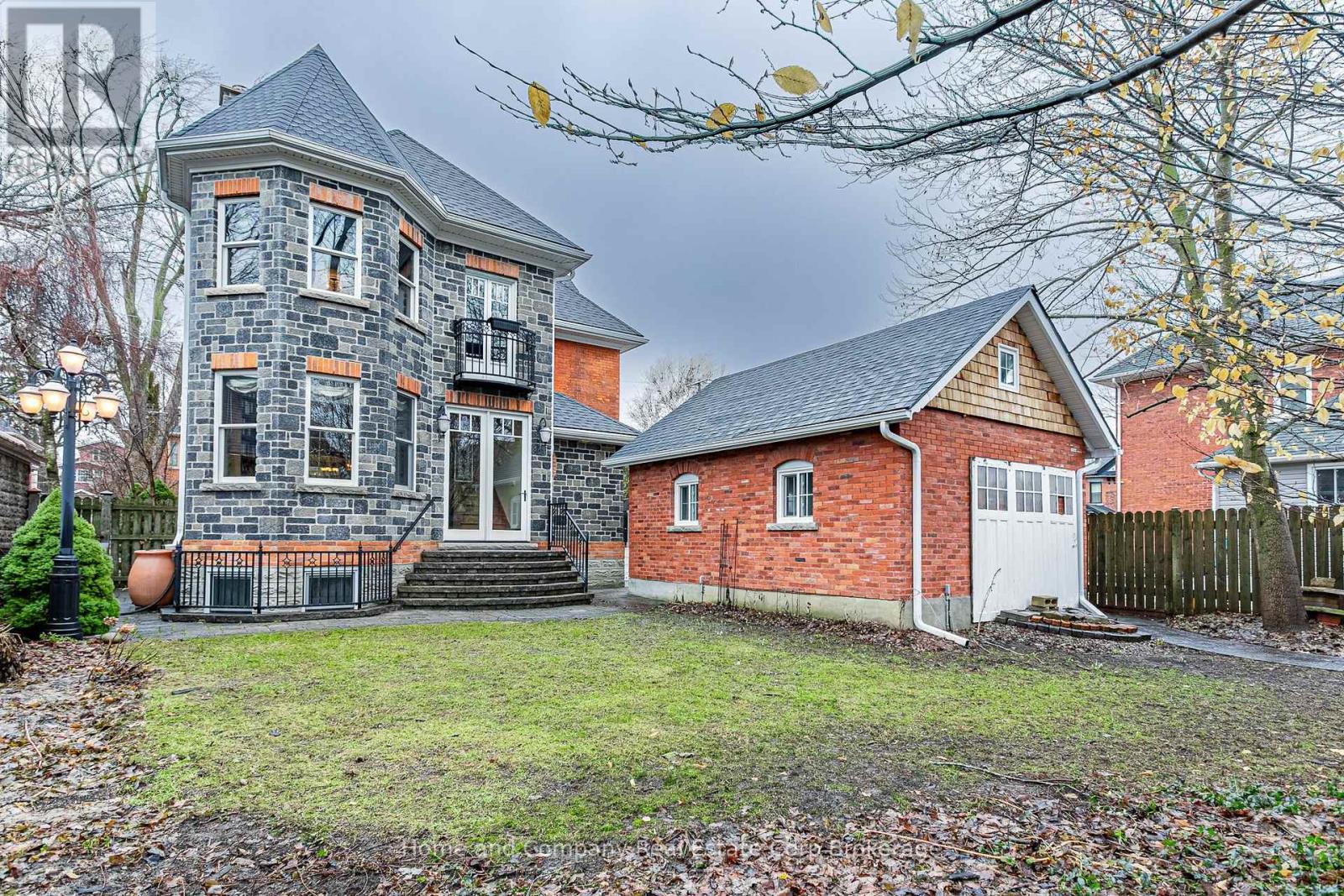 191 Cobourg Street, Stratford, Ontario  N5A 3E9 - Photo 43 - X12879678