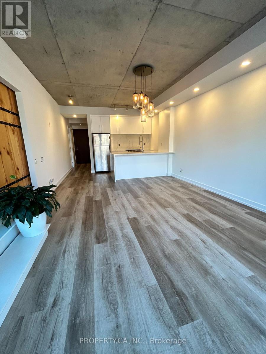 410 - 75 Portland Street, Toronto (Waterfront Communities), Ontario  M5V 2M9 - Photo 10 - C12879502