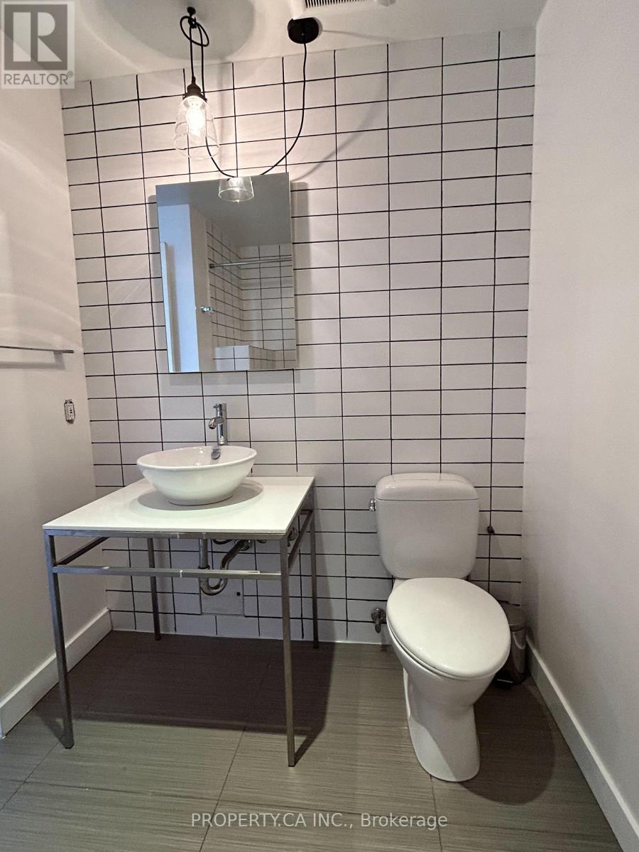 410 - 75 Portland Street, Toronto (Waterfront Communities), Ontario  M5V 2M9 - Photo 16 - C12879502