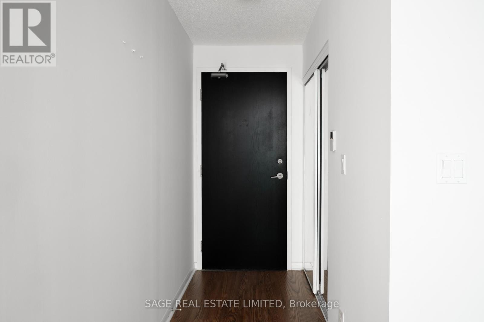 1503 - 96 Saint Patrick Street, Toronto, Ontario  M5T 1V2 - Photo 2 - C12879618