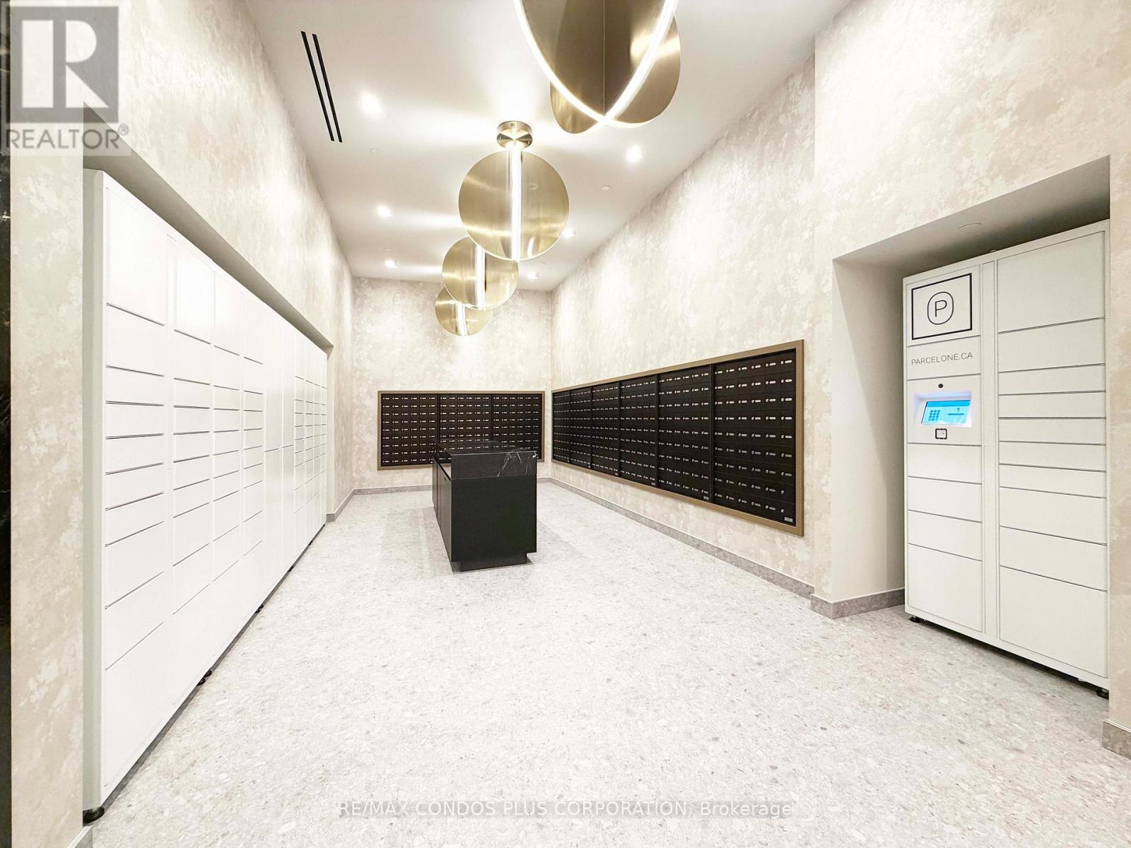 2215 - 180 Front Street E, Toronto (Moss Park), Ontario  M5A 0A9 - Photo 19 - C12879656