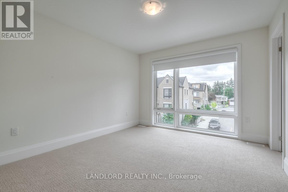 23 Kenneth Wood Crescent, Toronto (Newtonbrook East), Ontario  M2N 0K3 - Photo 11 - C12879714