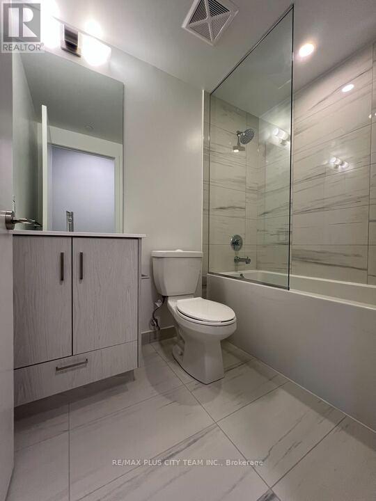 2808 - 180 Front Street E, Toronto, Ontario  M5A 0A9 - Photo 14 - C12879734