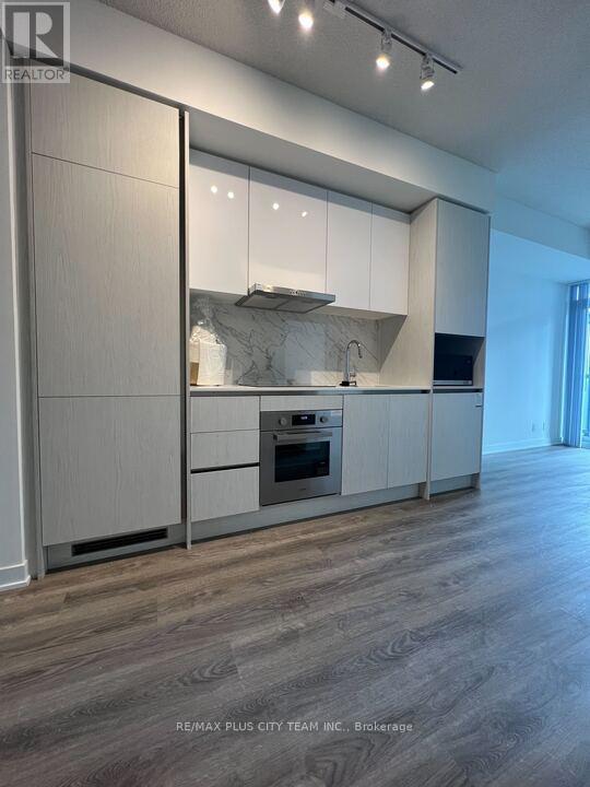 2808 - 180 Front Street E, Toronto, Ontario  M5A 0A9 - Photo 6 - C12879734