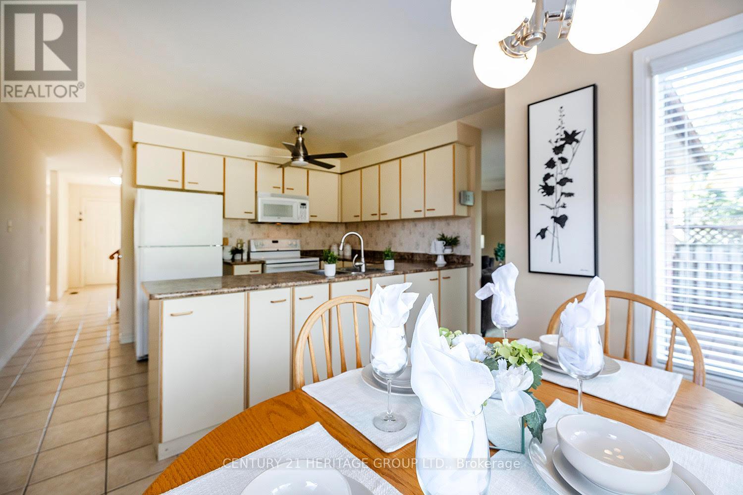 804 Mahina Street, Oshawa, Ontario  L1J 7S2 - Photo 12 - E12879522