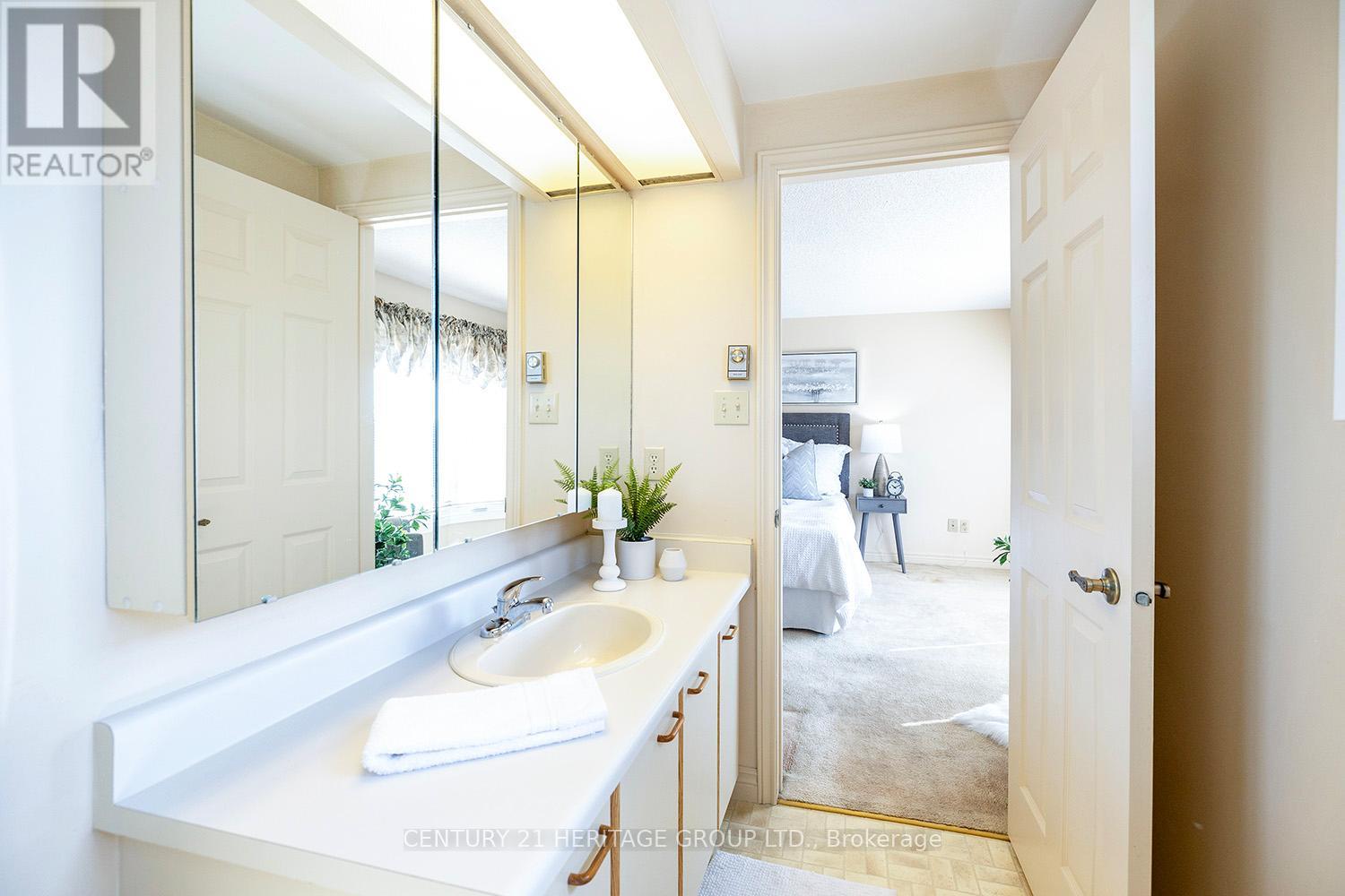 804 Mahina Street, Oshawa, Ontario  L1J 7S2 - Photo 29 - E12879522