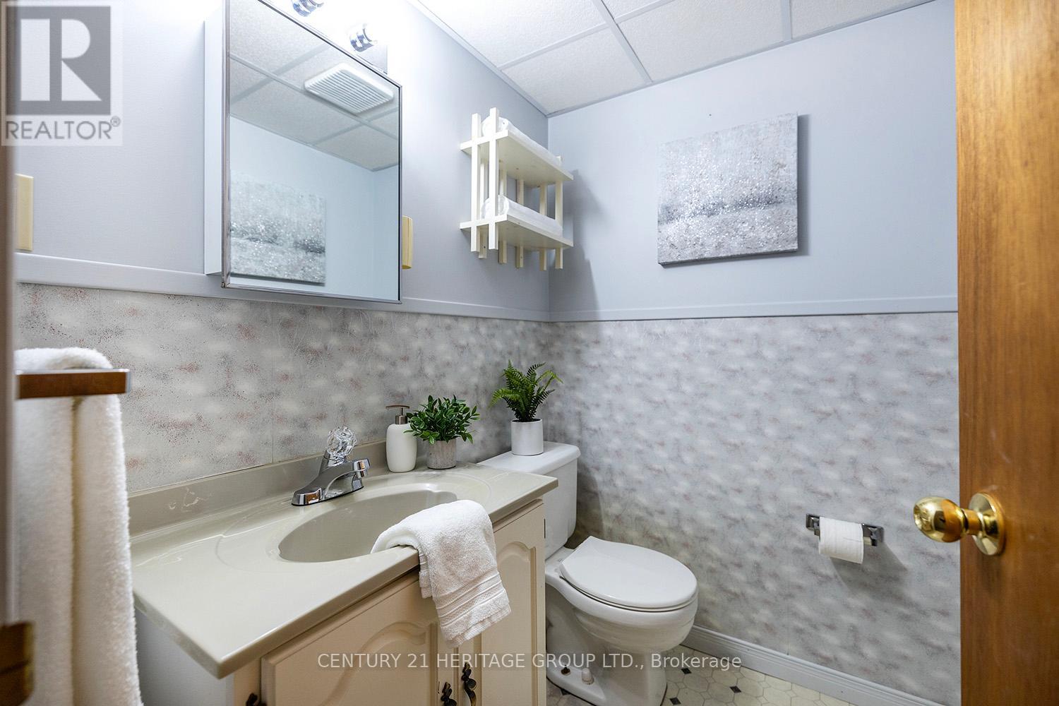 804 Mahina Street, Oshawa, Ontario  L1J 7S2 - Photo 37 - E12879522