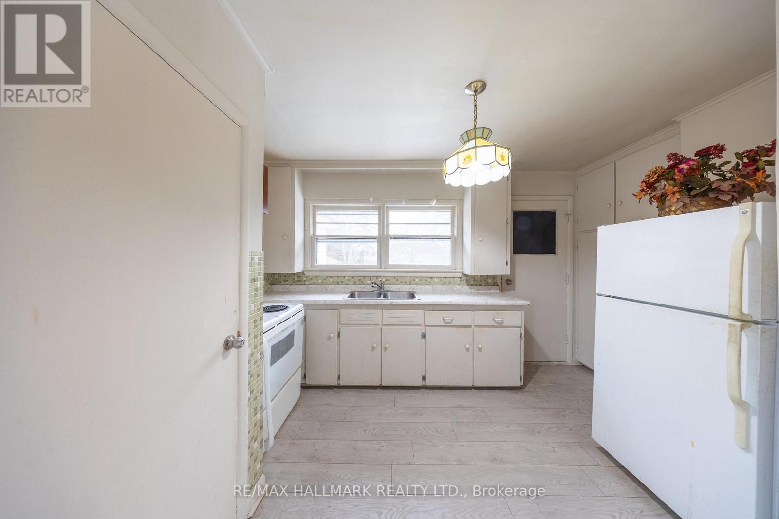 1911 Glenview Road, Pickering, Ontario  L1V 1W9 - Photo 20 - E12879684