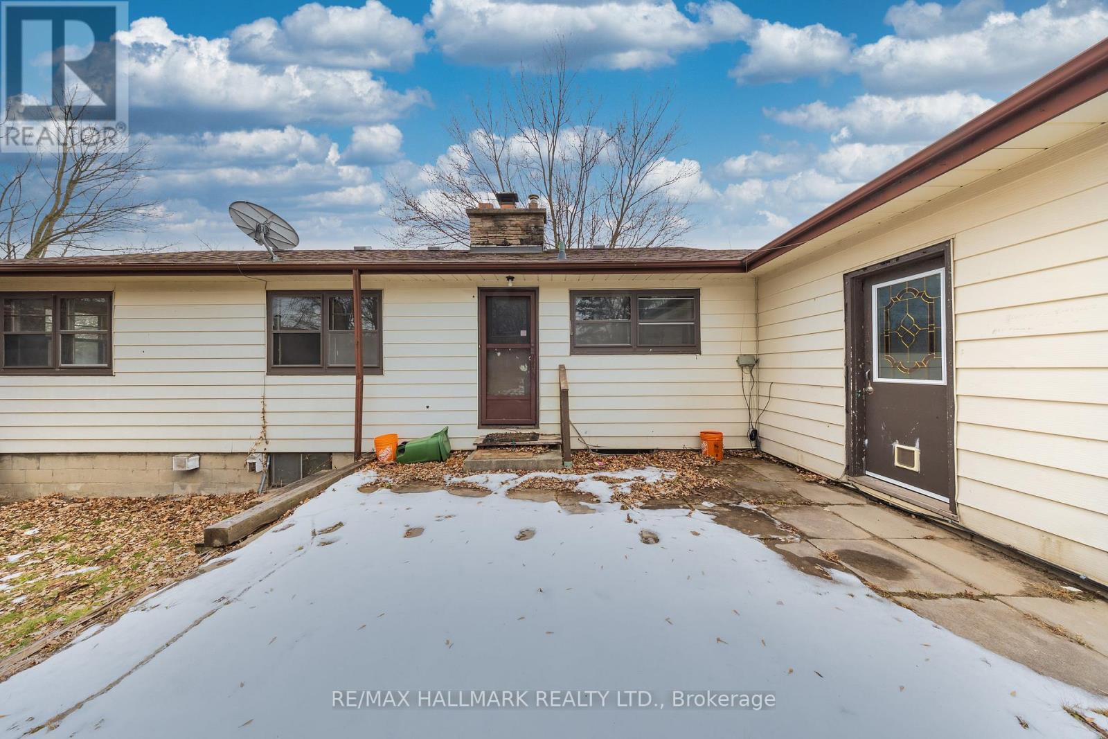 1911 Glenview Road, Pickering, Ontario  L1V 1W9 - Photo 8 - E12879684