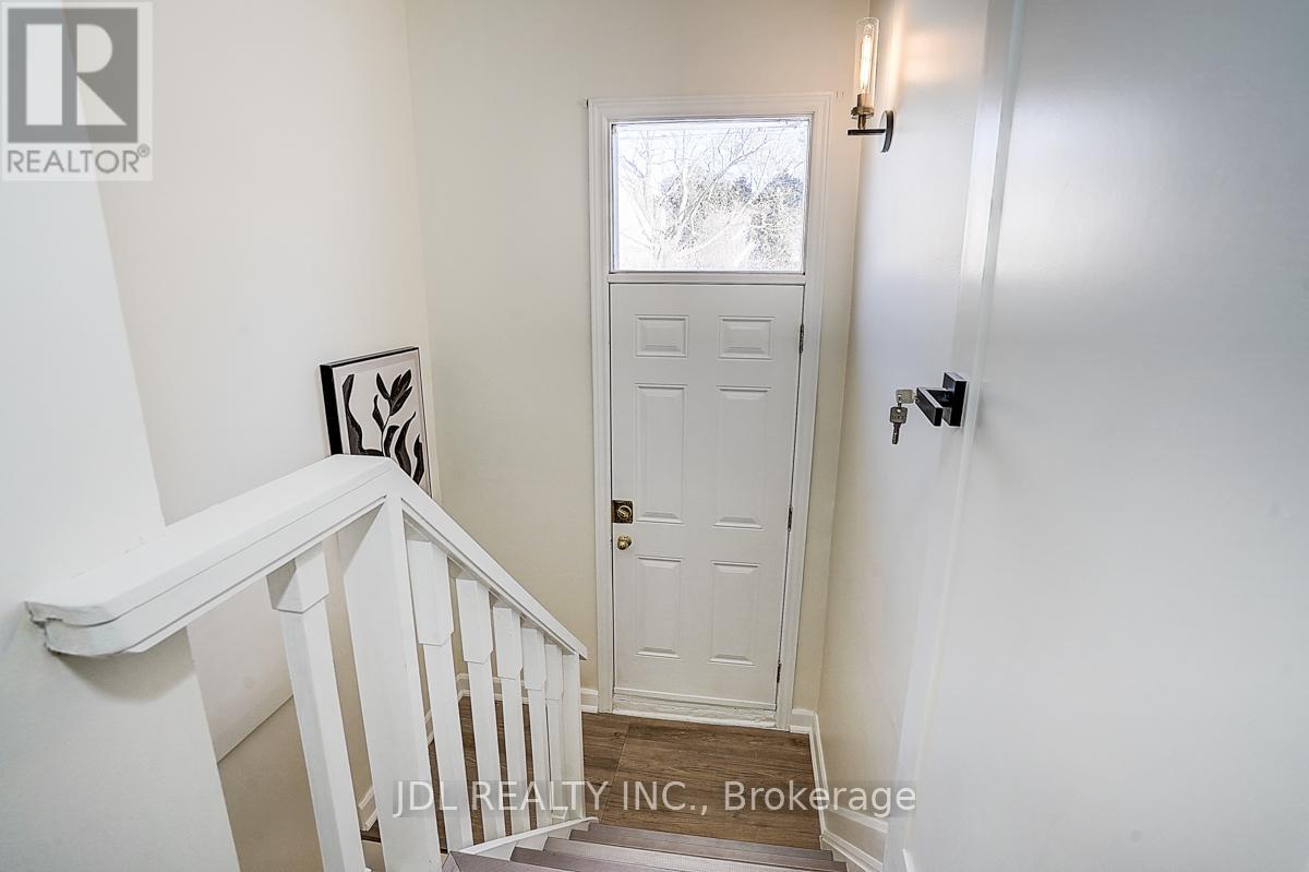 15 Crossburn Drive, Toronto, Ontario  M3B 2Z3 - Photo 38 - C12879596