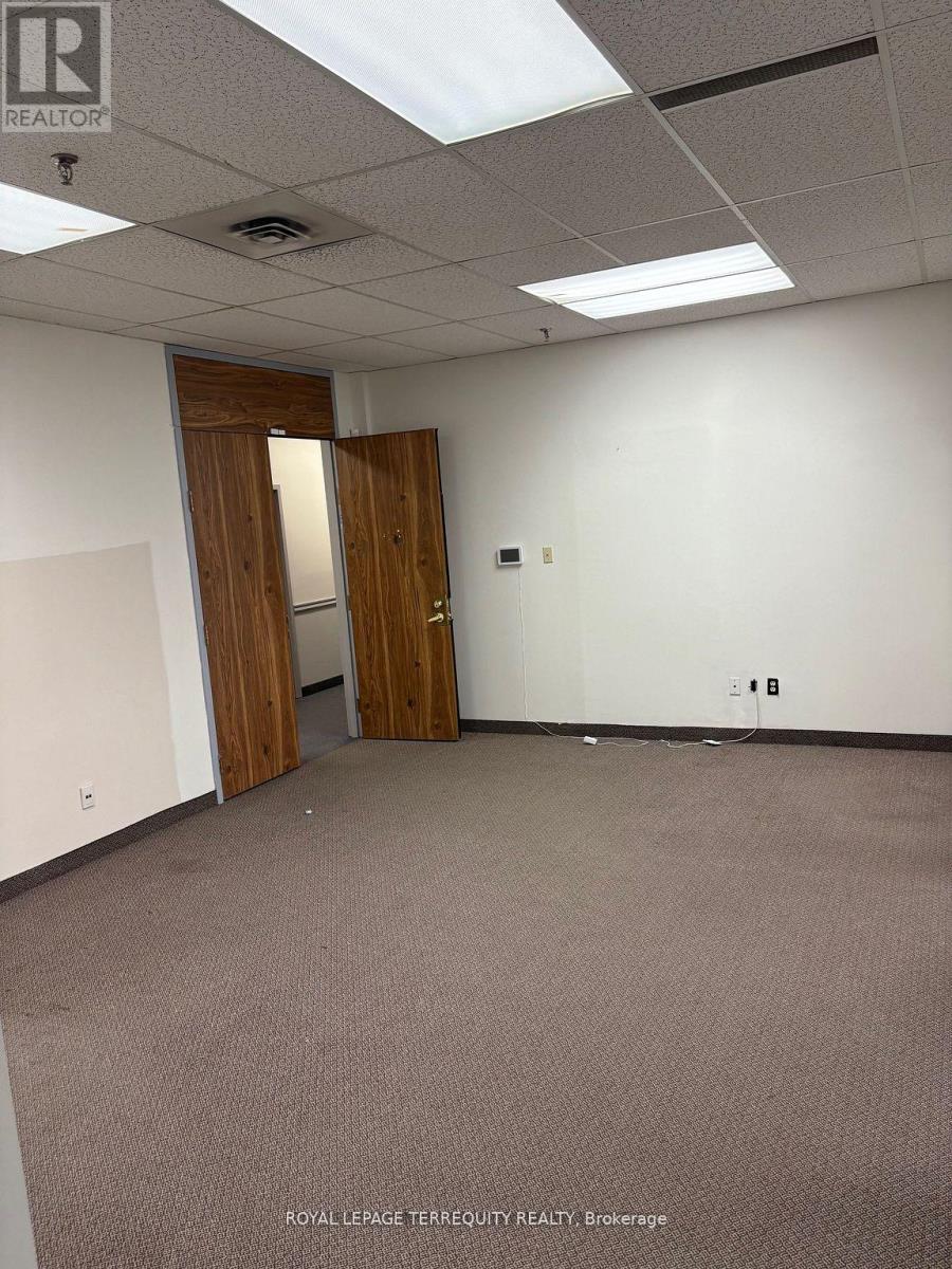 220 - 3075 Fourteenth Avenue, Markham (Milliken Mills West), Ontario  L3R 0G9 - Photo 3 - N12879700