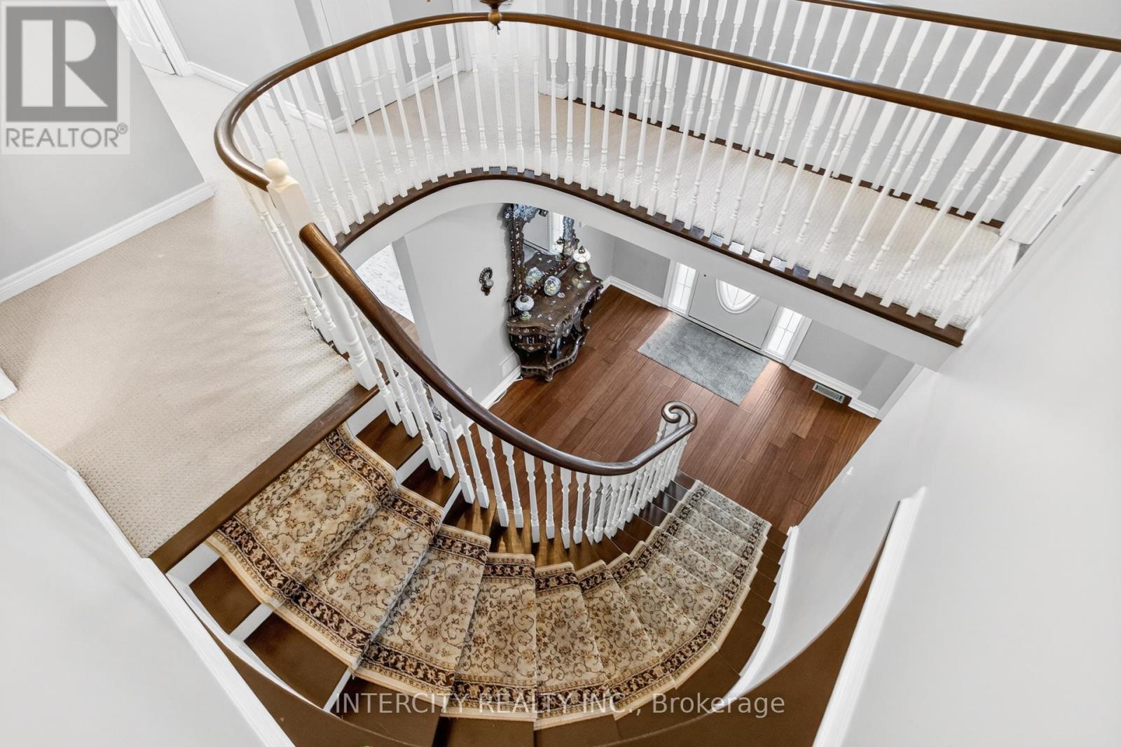 63 Deerglen Terrace, Aurora, Ontario  L4G 6Y2 - Photo 19 - N12879720