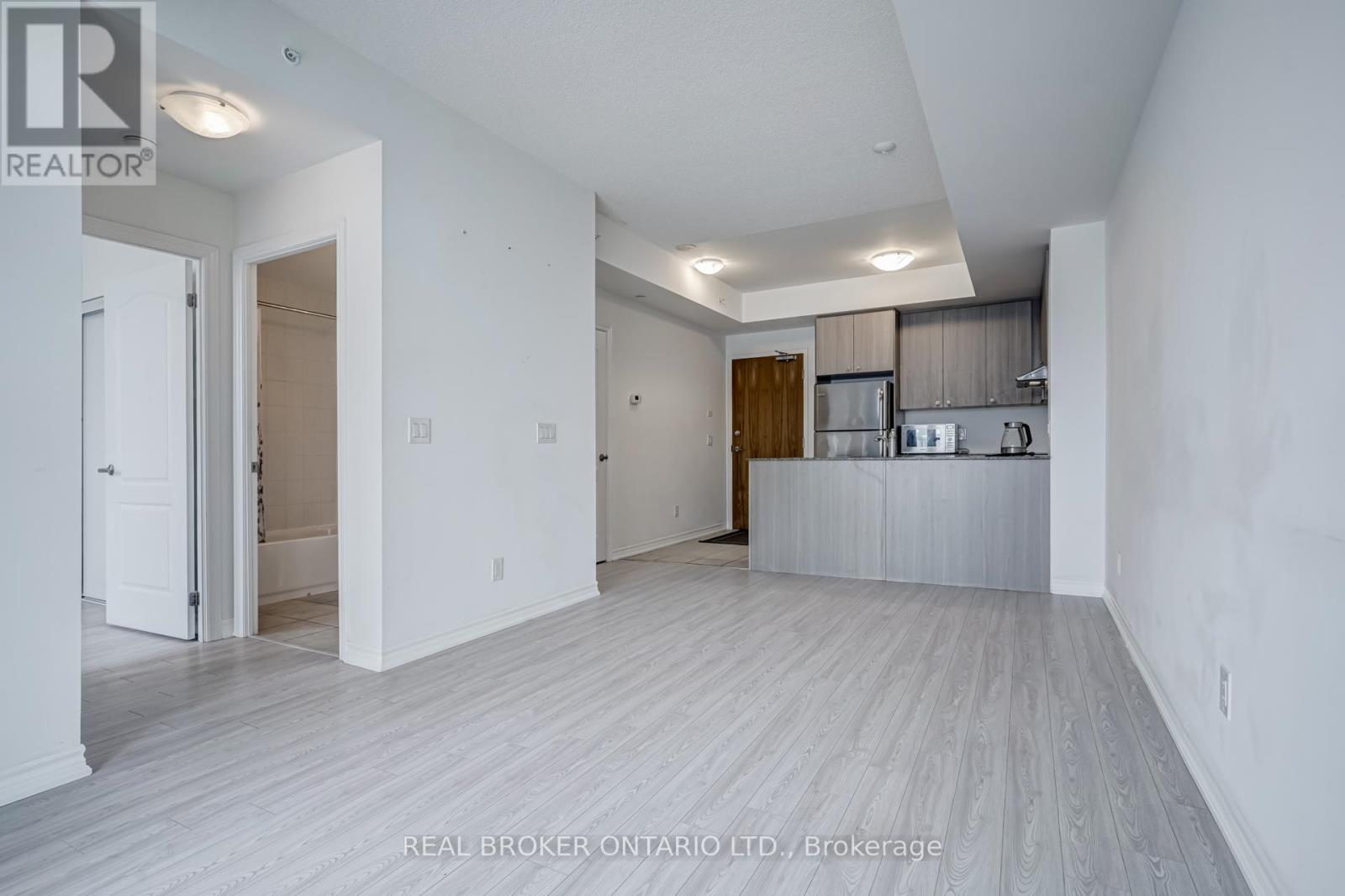 618 - 8323 Kennedy Road, Markham (Village Green-South Unionville), Ontario  L3R 5W7 - Photo 12 - N12879730